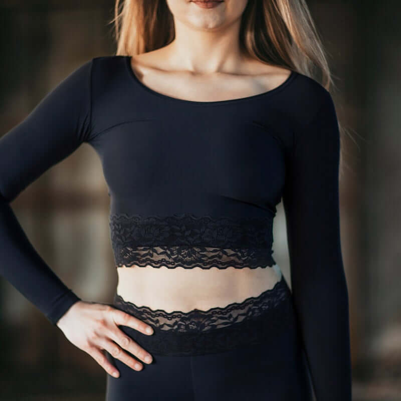 Lace crop top Pavi | Crop Top | Color: black lace | Gymnastics crop top | Long Sleeve | Dragonfly Clothing and Yoga Wear