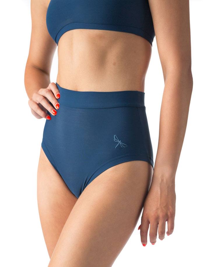 Scrunch pole shorts Lola | Shorts | Color: black | Pole Shorts | Dragonfly Pole Dance Clothing and Bikram Hot Yoga Wear