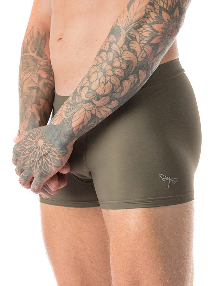 Bikram yoga shorts Mike hommes