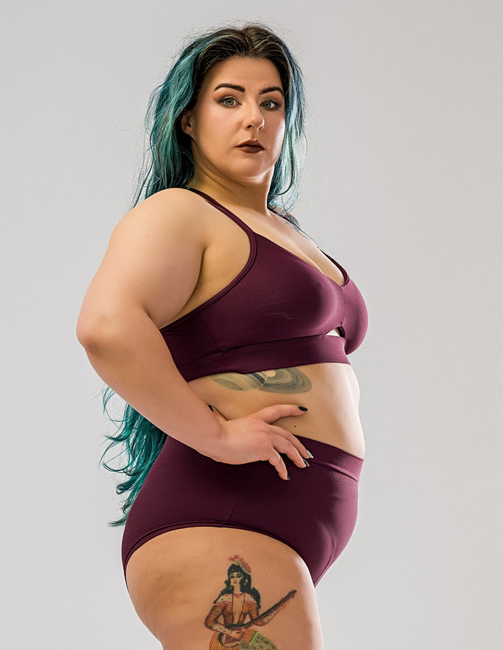 Lola | plum | 2026-09-30 | 02
